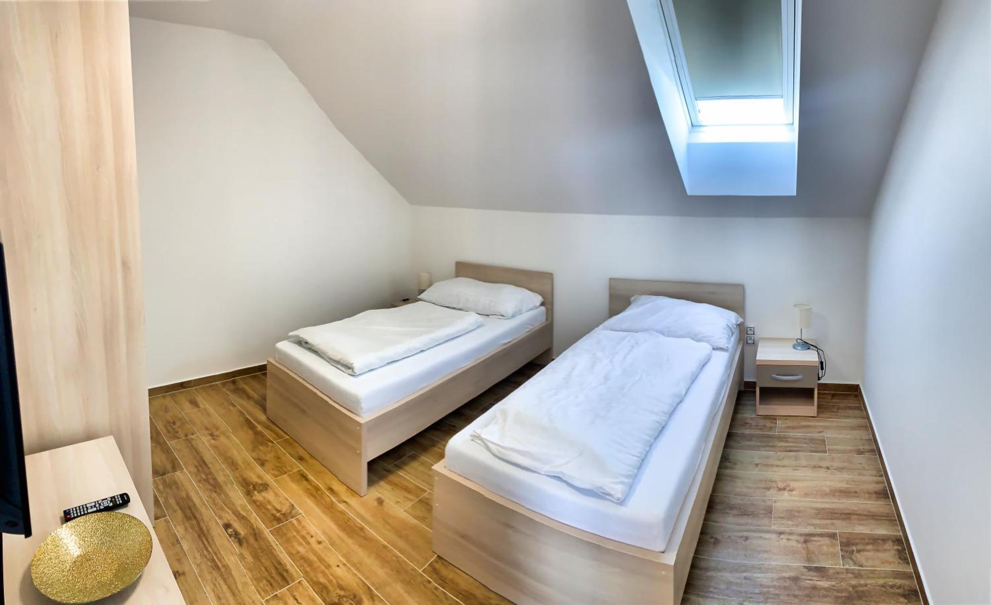 Apartmanove Domy Lipno 1 Frymburk Exteriör bild